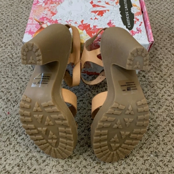 CHINESE LAUNDRY Massive sandal platform light tan - Picture 2 of 4